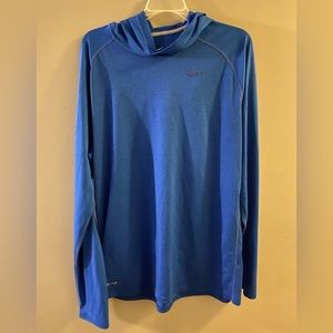 Nike Dri-Fit Thin Hooded Pullover